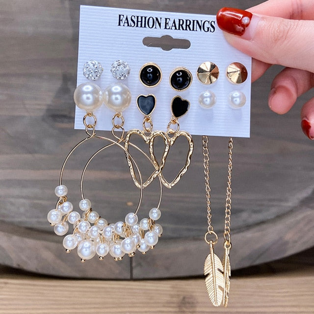 NandE Pearl Earrings Set