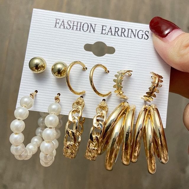 NandE Pearl Earrings Set